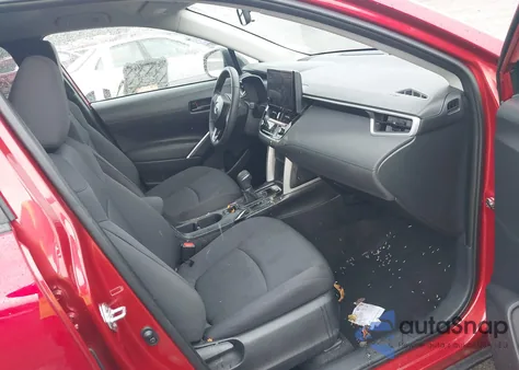 2025 Toyota Corolla Cross Le from USA, damaged, VIN 7MUCAABG0SV121658